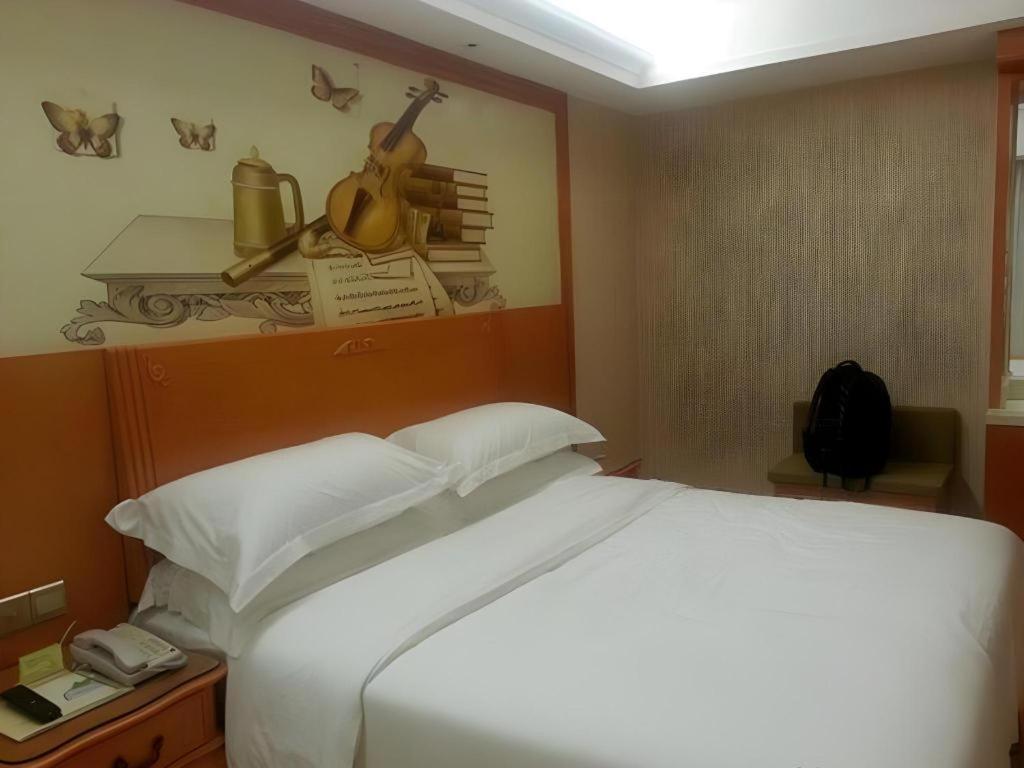 Vienna Hotel Tianjin Guizhou Road Branch Buitenkant foto